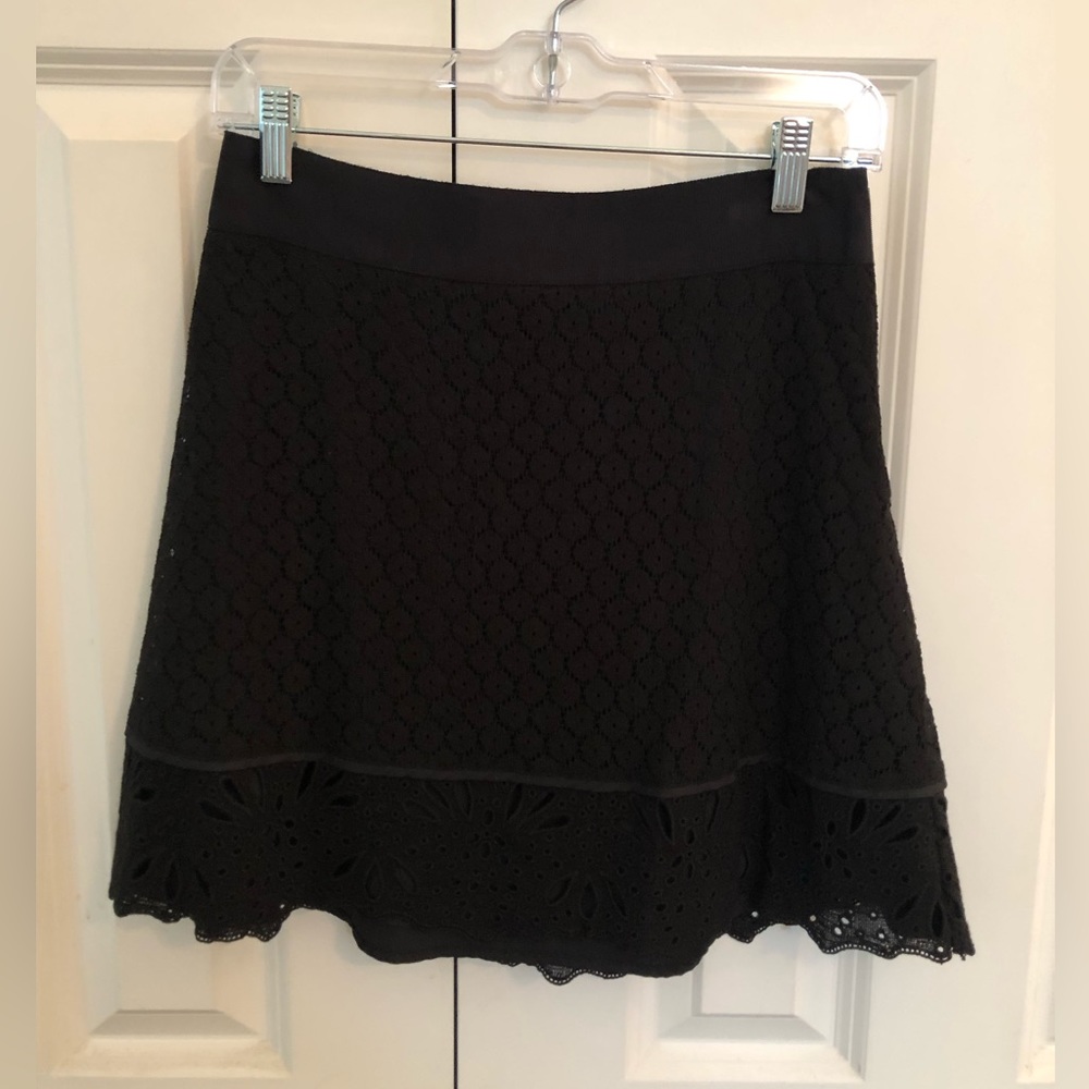 Loft pull-on black skirt with detail. Size 2P